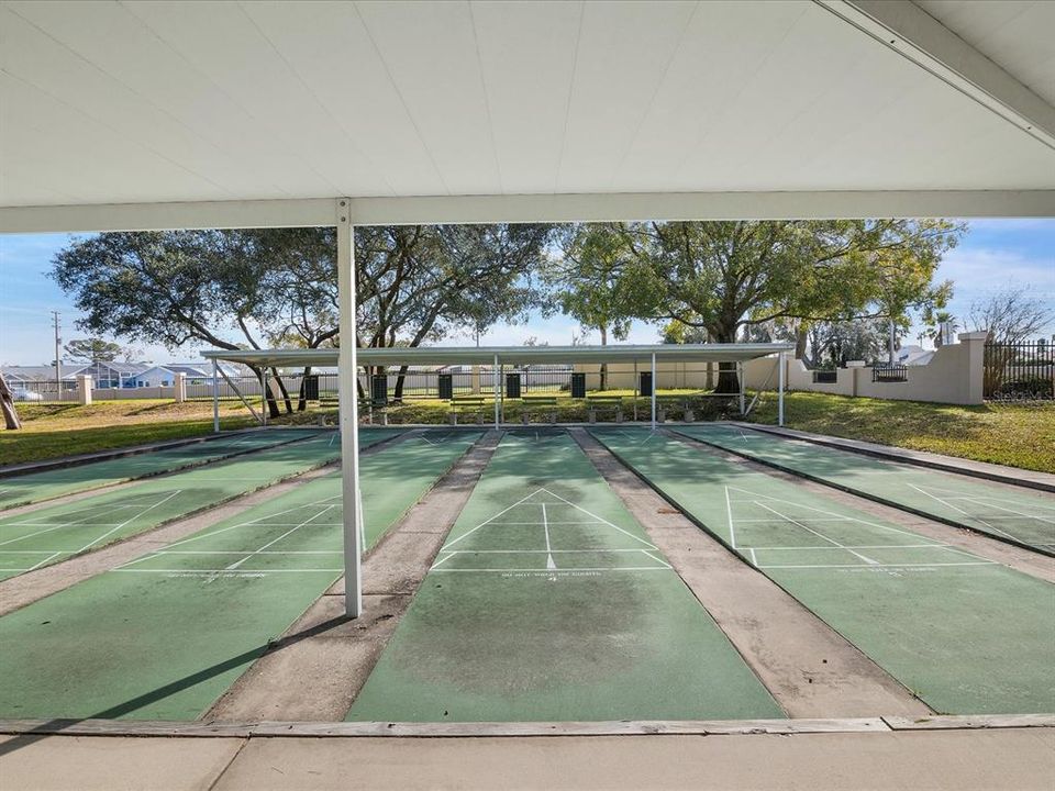 For Sale: $499,000 (4 beds, 3 baths, 2320 Square Feet)