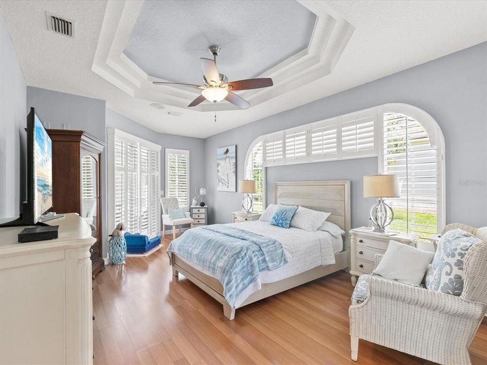 For Sale: $499,000 (4 beds, 3 baths, 2320 Square Feet)