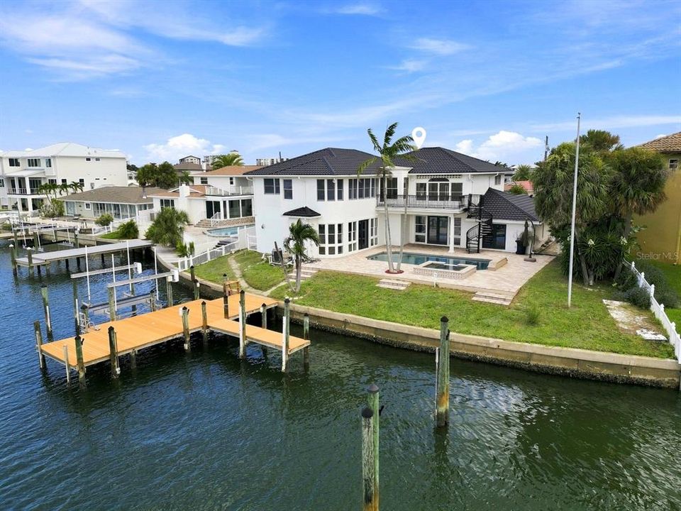 En Venta: $3,400,000 (5 camas, 4 baños, 4558 Pies cuadrados)