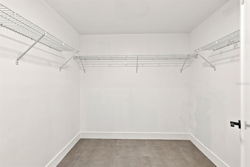 En Venta: $3,400,000 (5 camas, 4 baños, 4558 Pies cuadrados)