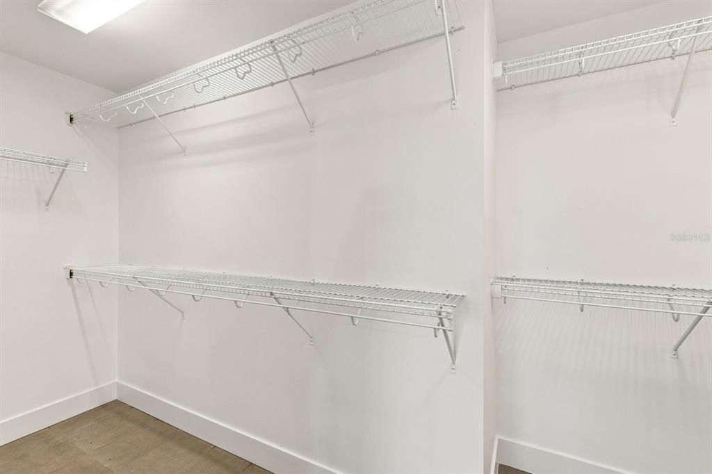 En Venta: $3,400,000 (5 camas, 4 baños, 4558 Pies cuadrados)