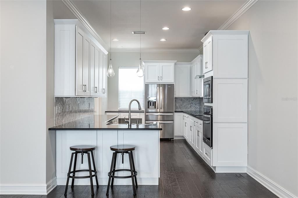 For Rent: $4,500 (3 beds, 3 baths, 2824 Square Feet)