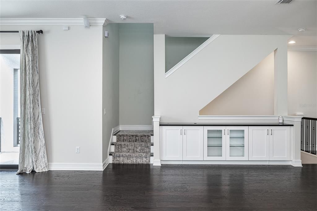 For Rent: $4,500 (3 beds, 3 baths, 2824 Square Feet)