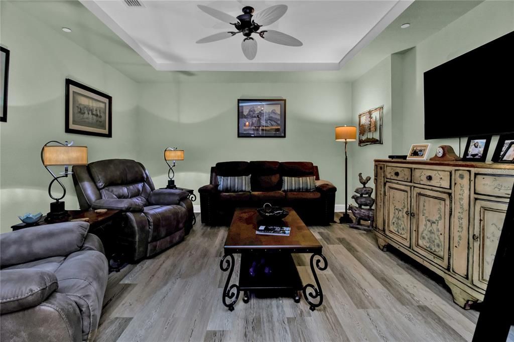 For Sale: $519,000 (3 beds, 3 baths, 2269 Square Feet)