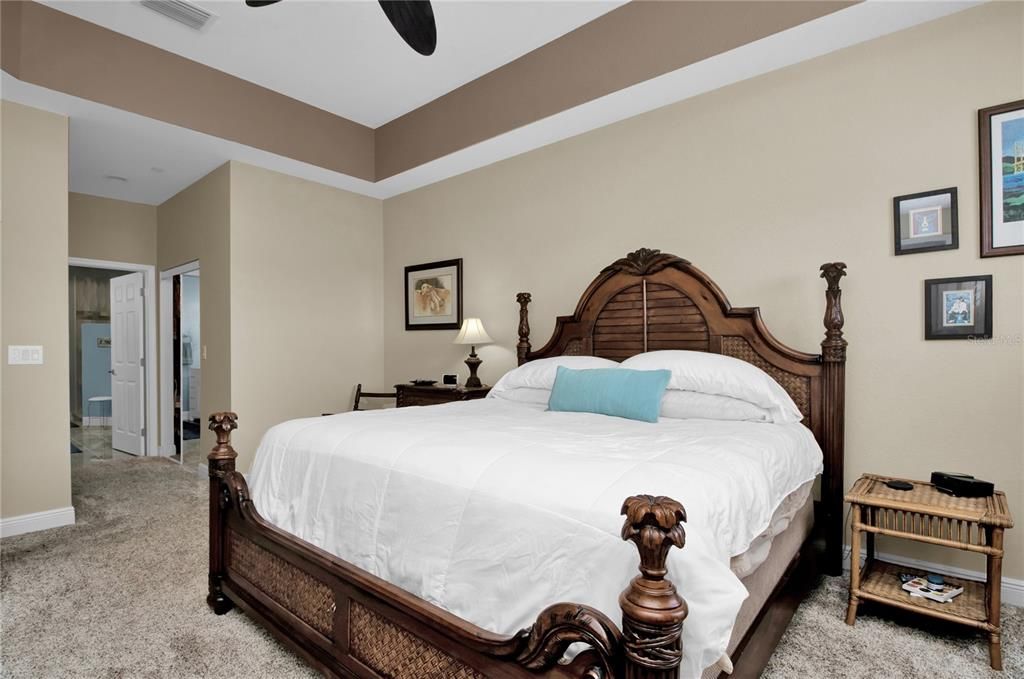 For Sale: $519,000 (3 beds, 3 baths, 2269 Square Feet)