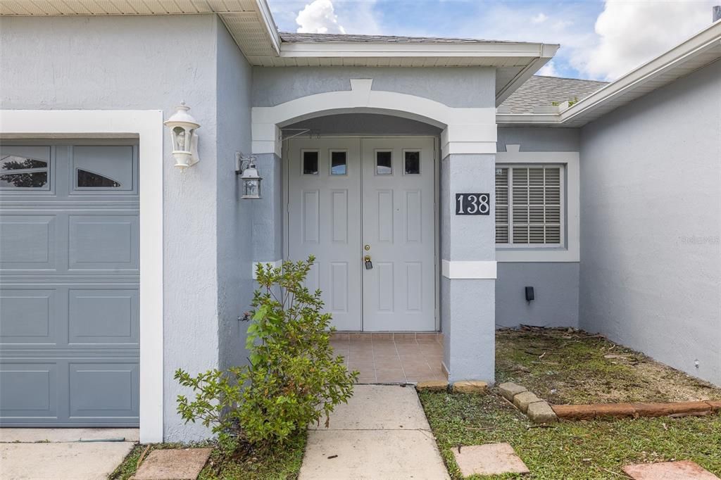 En Venta: $359,000 (3 camas, 2 baños, 1642 Pies cuadrados)