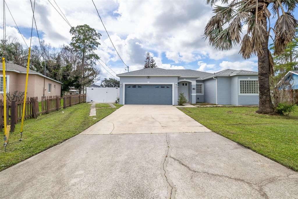 En Venta: $359,000 (3 camas, 2 baños, 1642 Pies cuadrados)