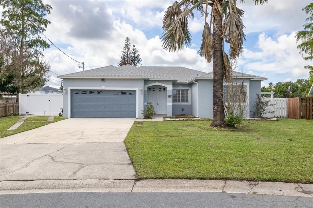 En Venta: $359,000 (3 camas, 2 baños, 1642 Pies cuadrados)