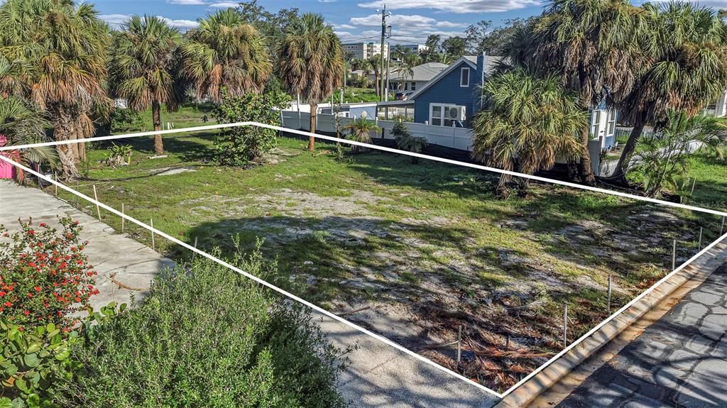 待售: $250,000 (0.10 acres)