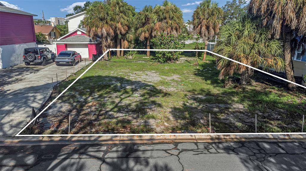 待售: $250,000 (0.10 acres)