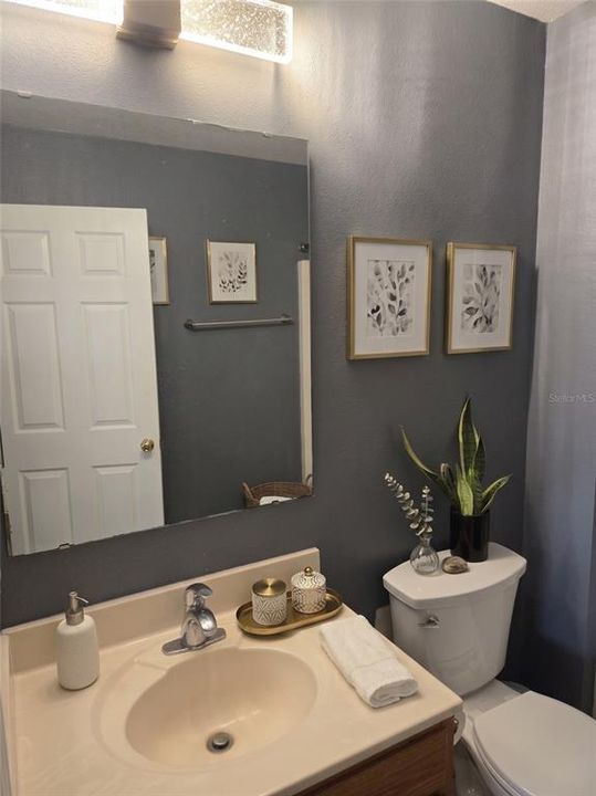 En Venta: $379,900 (5 camas, 2 baños, 2952 Pies cuadrados)