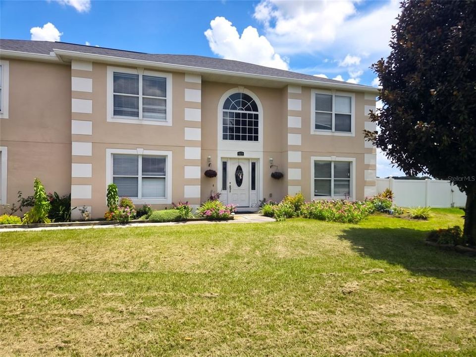 En Venta: $379,900 (5 camas, 2 baños, 2952 Pies cuadrados)