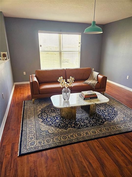 En Venta: $379,900 (5 camas, 2 baños, 2952 Pies cuadrados)