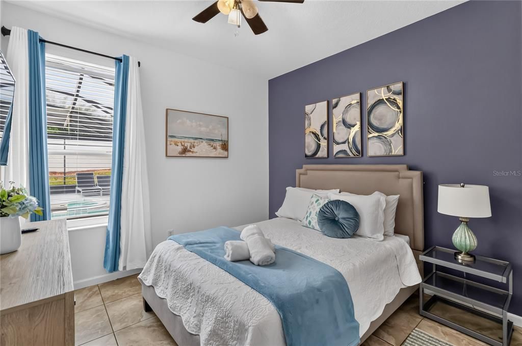 For Sale: $645,000 (6 beds, 3 baths, 2816 Square Feet)