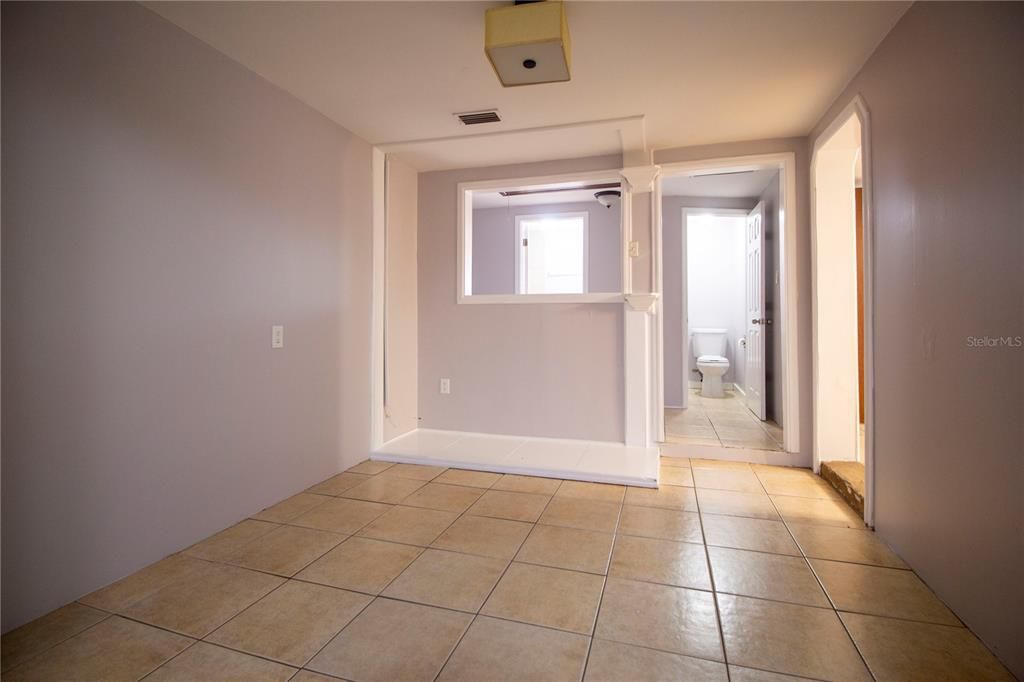 В аренду: $2,300 (3 спален, 2 ванн, 1156 Квадратных фут)