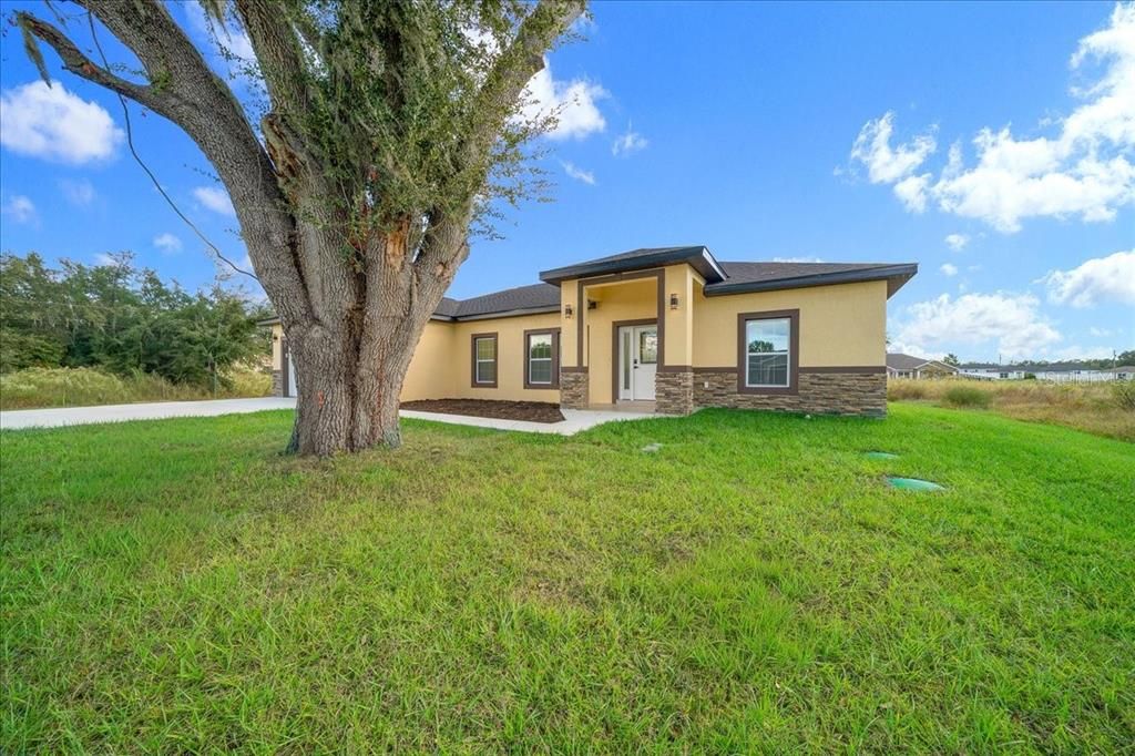 For Sale: $355,000 (3 beds, 2 baths, 1794 Square Feet)