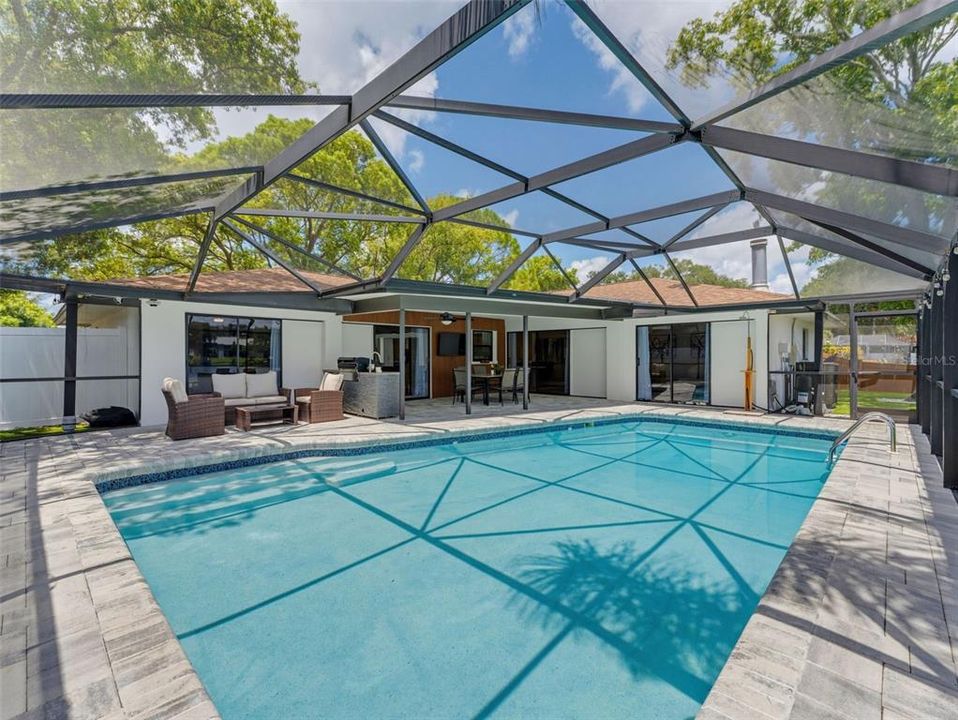 На продажу: $689,000 (3 спален, 2 ванн, 1859 Квадратных фут)