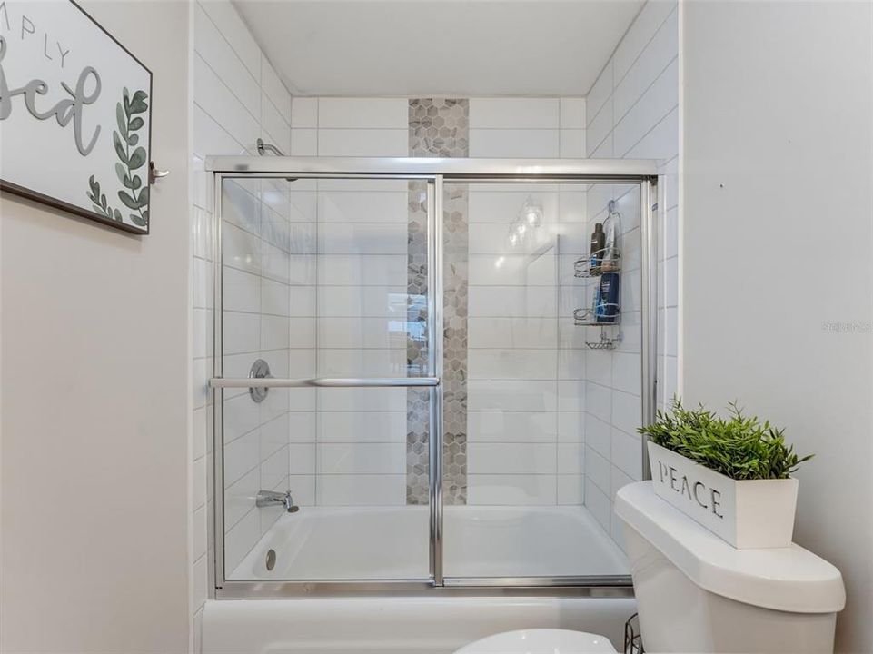 На продажу: $689,000 (3 спален, 2 ванн, 1859 Квадратных фут)