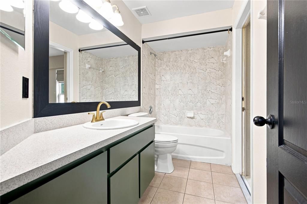 For Sale: $319,900 (4 beds, 2 baths, 1745 Square Feet)