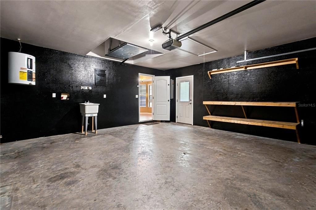 For Sale: $319,900 (4 beds, 2 baths, 1745 Square Feet)