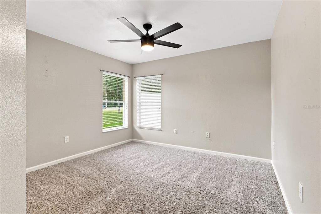 For Sale: $319,900 (4 beds, 2 baths, 1745 Square Feet)