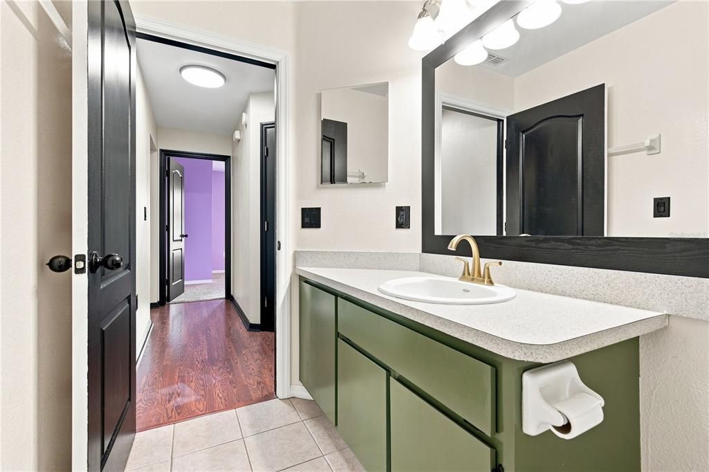For Sale: $319,900 (4 beds, 2 baths, 1745 Square Feet)