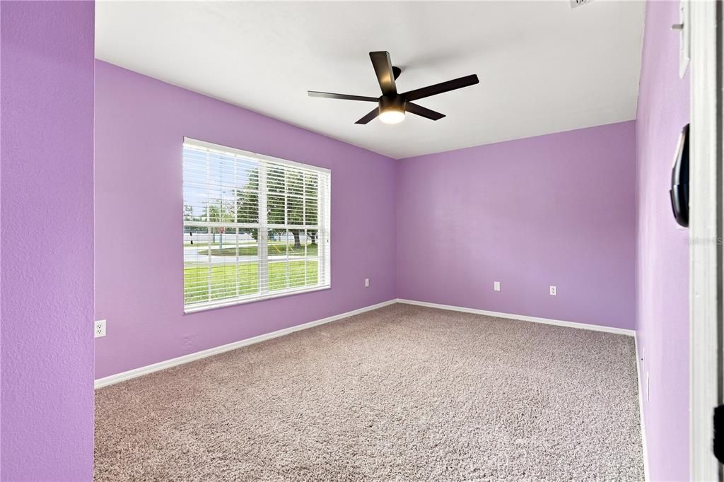 For Sale: $319,900 (4 beds, 2 baths, 1745 Square Feet)