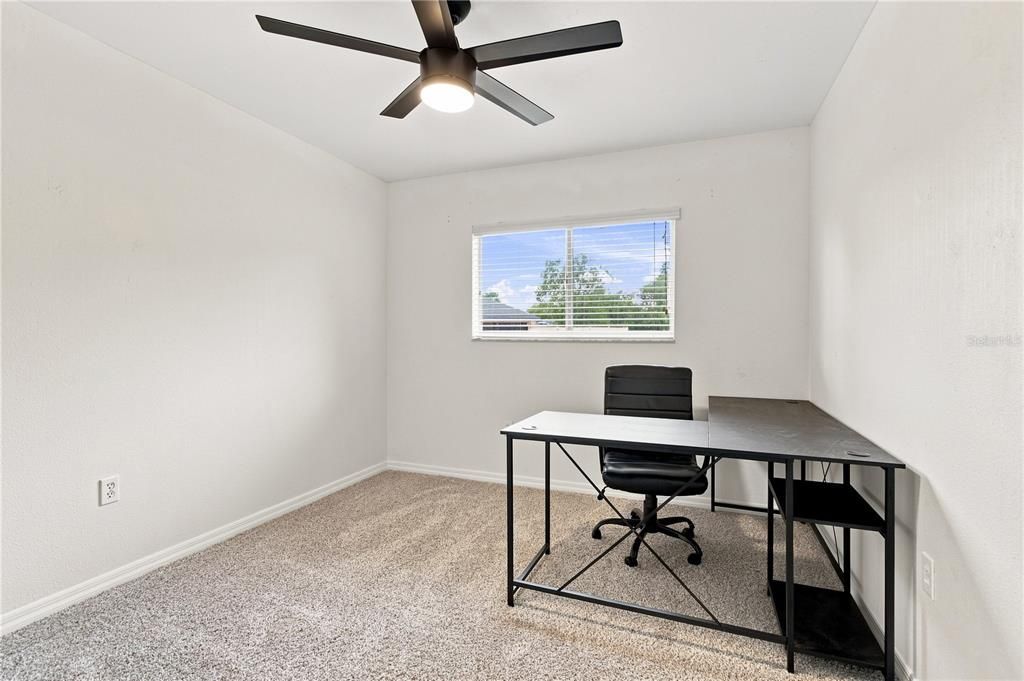 For Sale: $319,900 (4 beds, 2 baths, 1745 Square Feet)
