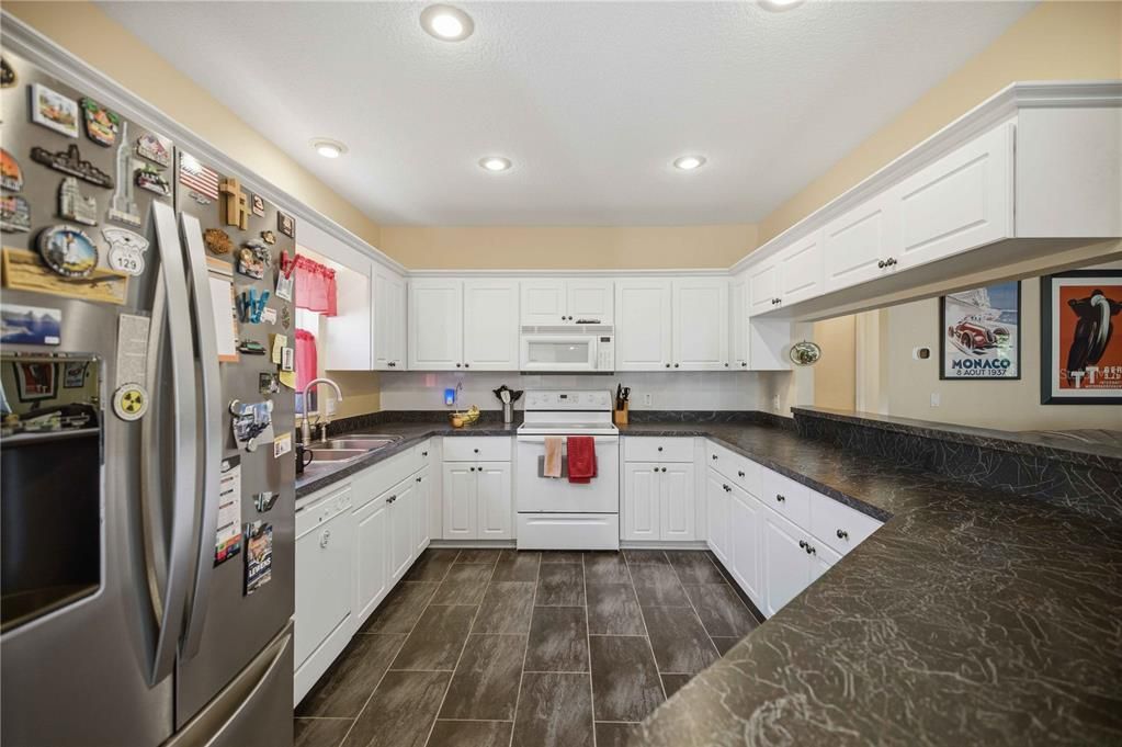 En Venta: $338,000 (3 camas, 2 baños, 1627 Pies cuadrados)