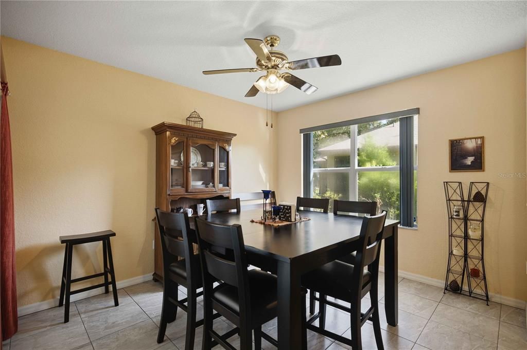 En Venta: $338,000 (3 camas, 2 baños, 1627 Pies cuadrados)