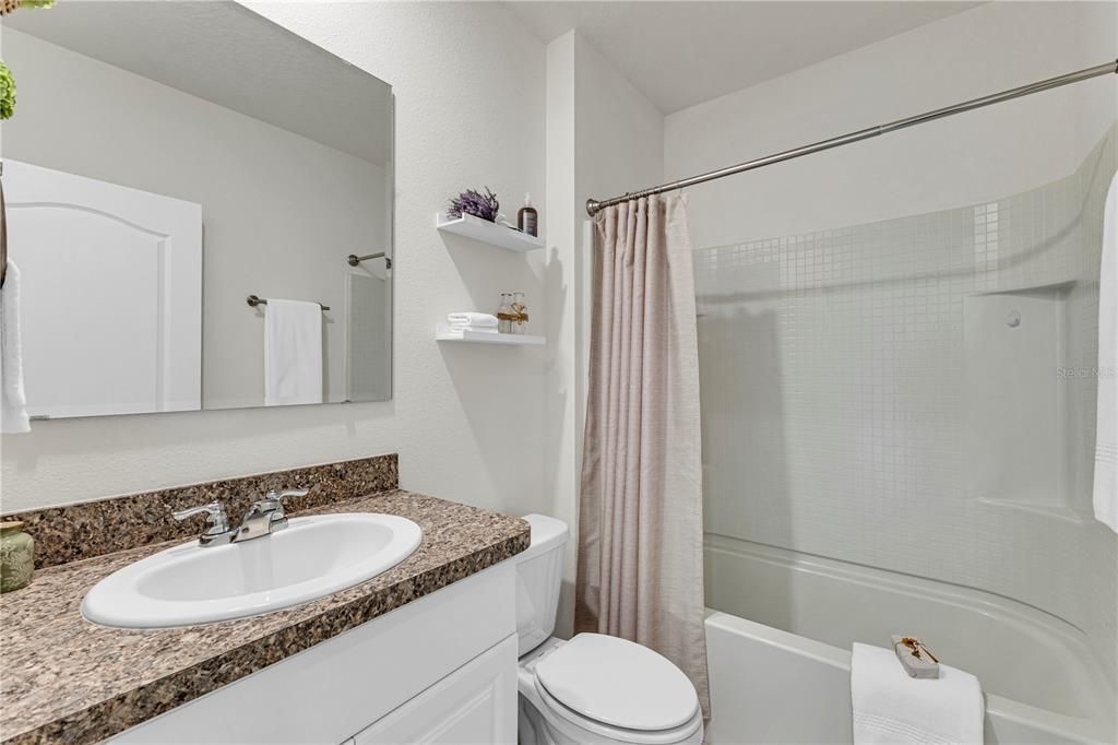 En Venta: $379,900 (3 camas, 2 baños, 1504 Pies cuadrados)