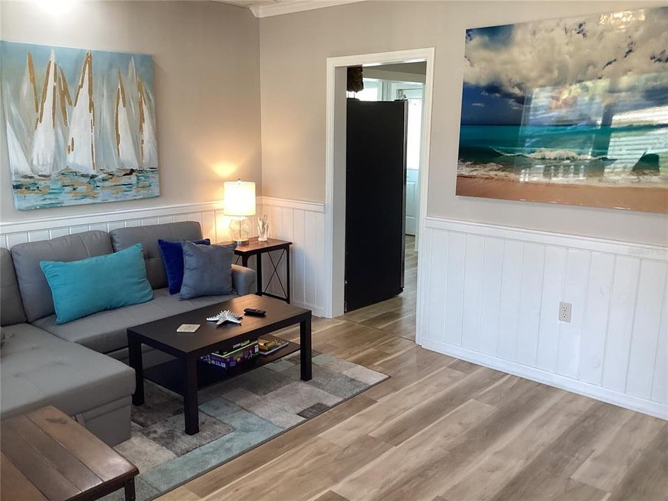 For Rent: $2,300 (3 beds, 2 baths, 1245 Square Feet)