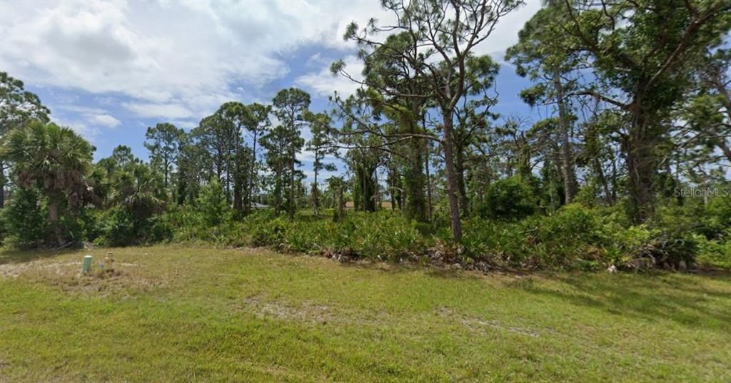 For Sale: $17,000 (0.18 acres)