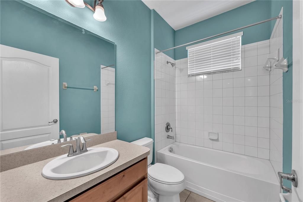 待售: $489,900 (5 贝兹, 3 浴室, 3258 平方英尺)