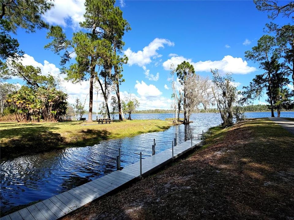 For Rent: $1,895 (3 beds, 2 baths, 1437 Square Feet)