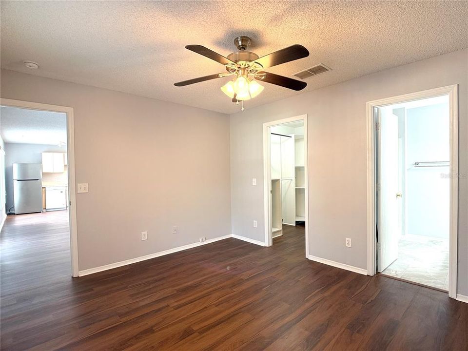 For Rent: $1,895 (3 beds, 2 baths, 1437 Square Feet)
