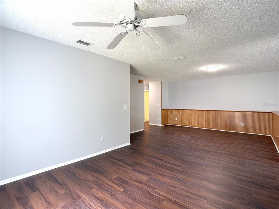 For Rent: $1,895 (3 beds, 2 baths, 1437 Square Feet)