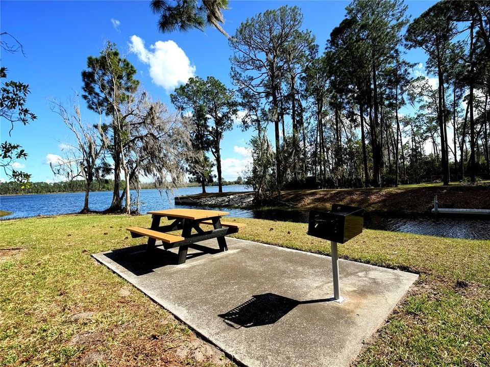 For Rent: $1,895 (3 beds, 2 baths, 1437 Square Feet)