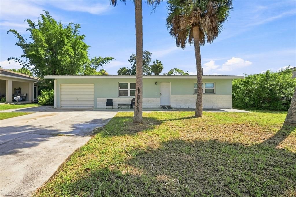 For Sale: $249,500 (3 beds, 2 baths, 1540 Square Feet)