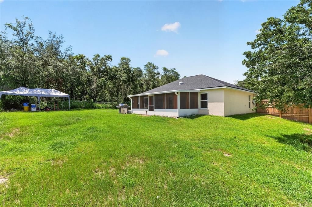 For Sale: $265,000 (3 beds, 2 baths, 1407 Square Feet)