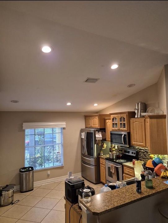 For Sale: $314,000 (3 beds, 2 baths, 2215 Square Feet)