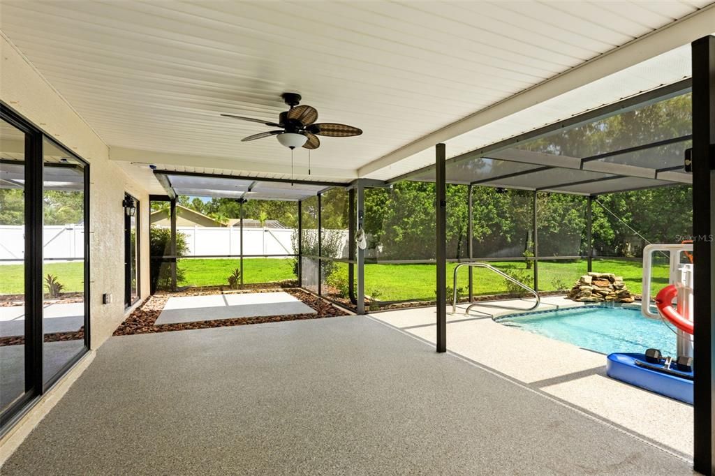 En Venta: $424,900 (4 camas, 2 baños, 1784 Pies cuadrados)