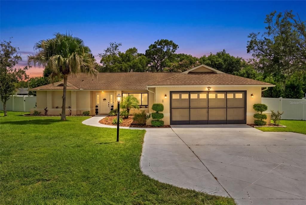 En Venta: $424,900 (4 camas, 2 baños, 1784 Pies cuadrados)