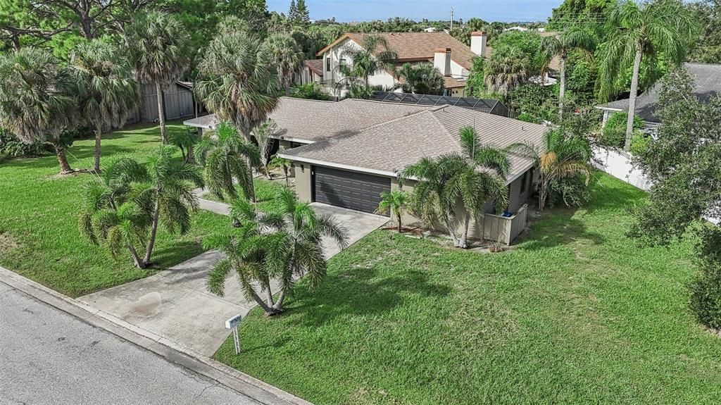 For Sale: $649,000 (3 beds, 2 baths, 1888 Square Feet)