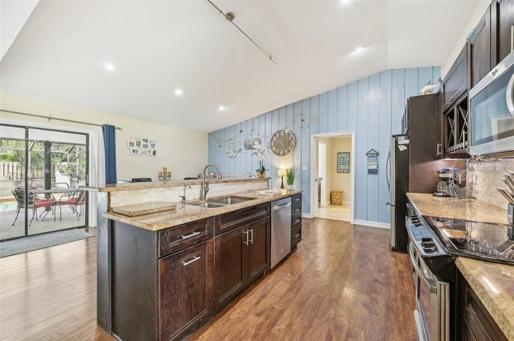 For Sale: $649,000 (3 beds, 2 baths, 1888 Square Feet)