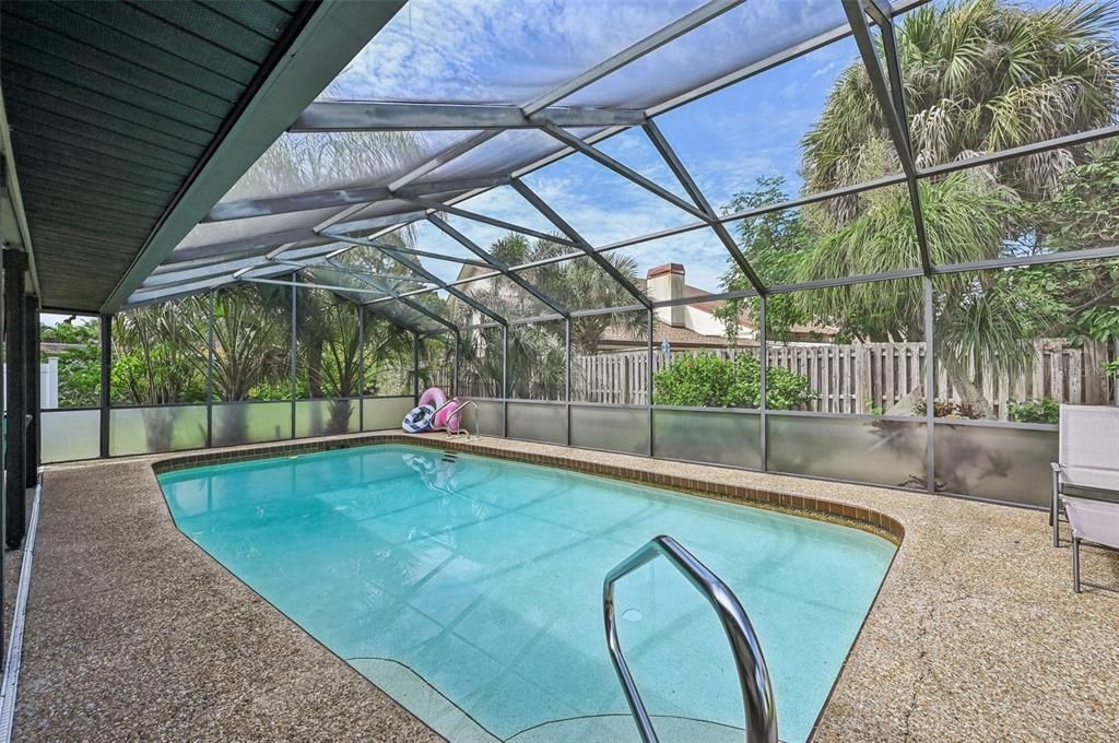 For Sale: $649,000 (3 beds, 2 baths, 1888 Square Feet)