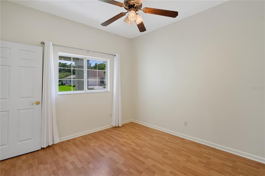 For Sale: $285,000 (3 beds, 2 baths, 1531 Square Feet)