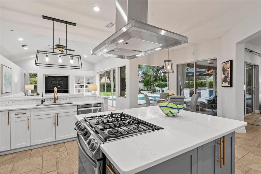 For Sale: $1,125,000 (5 beds, 4 baths, 3264 Square Feet)