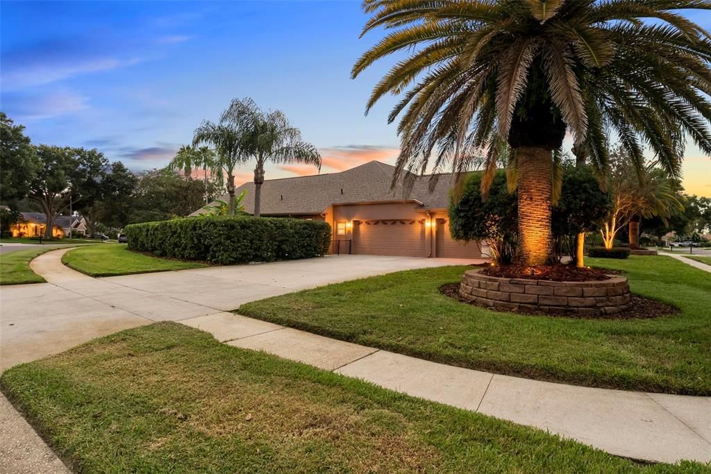 For Sale: $1,125,000 (5 beds, 4 baths, 3264 Square Feet)