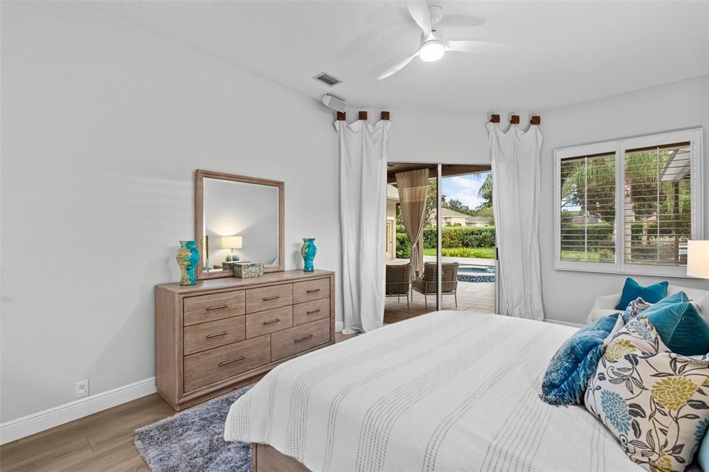 For Sale: $1,125,000 (5 beds, 4 baths, 3264 Square Feet)